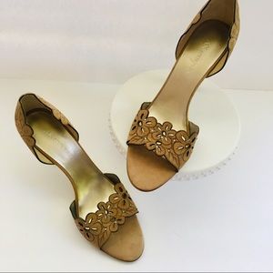 Anne Klein Leta Laser Cut Floral Heels Sz 9.5